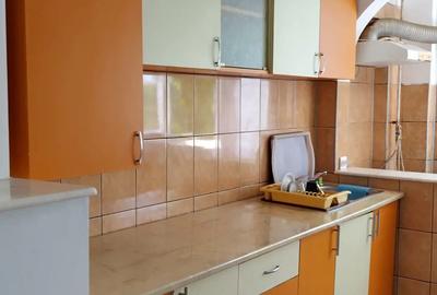 Apartament 2 camere, zona Zamfirescu, etaj 2 - 3