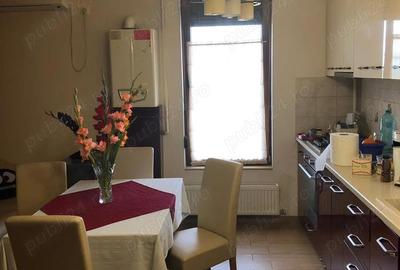 Apartament cu 2 camere decomandat în Central - 3