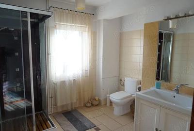 Casă cu 3 camere cu Centrală Termică în Central