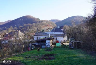 Casă cu 4 camere în Valea Hotarului - 10