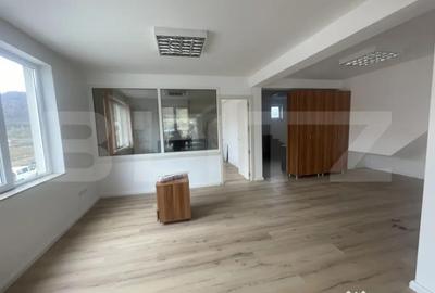 Spațiu comercial, de 110 mp, în Central - 1