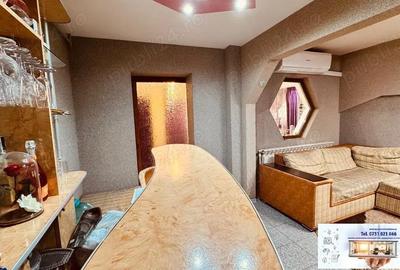 Apartament cu 4 camere decomandat în Micro 17 - 3