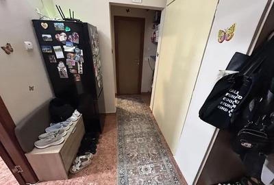 Apartament cu 2 camere decomandat, mobilat în Dacia