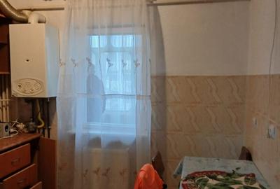 Inchiriez Apartament 2 Camere Decomandat, Donici 2 - 2