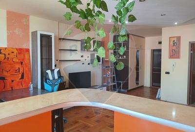APARTAMENT DEOSEBIT, 3 CAMERE TIP SAMANTA ZONA UTA!!!