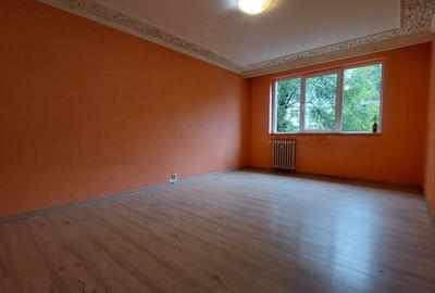 TITAN, Auchan - Piata 1 Decembrie, Aleea Ciucea 3, PROPRIETAR, vand ap. 2 camere - 11