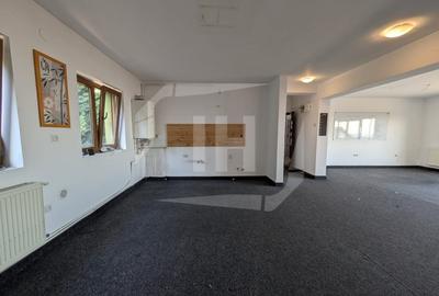 Apartament cu 4 camere semidecomandat în Andrei Mureșanu - 1
