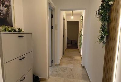 Apartament cu 3 camere semidecomandat în Casa de Cultură - 11