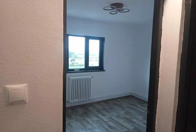 Vand Apartament 60mp etaju 3 - 6