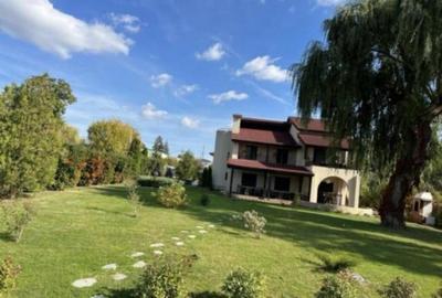 Casă cu 6 camere cu Teren 2000 Mp în Snagov - 2