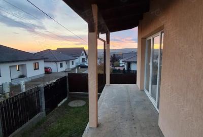 Casă cu 4 camere cu Teren 450 Mp în Nazna - 5