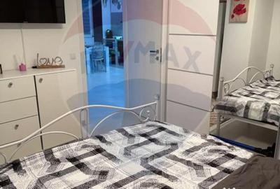 Apartament cu 2 camere decomandat, mobilat în Calea București