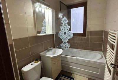 Apartament cu 3 camere decomandat în Central - 4