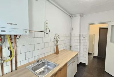 Exclusivitate, 3 camere etajul 2/4, str. Grigore Alexandrescu-Manastur - 11
