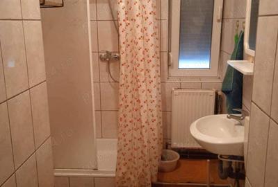 Apartament cu 2 camere decomandat în Carei - 7