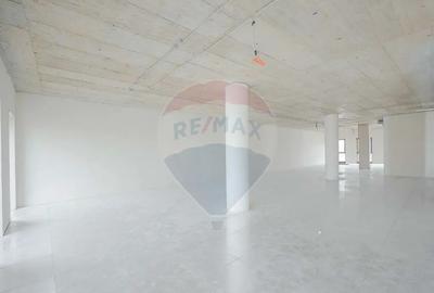 Spațiu comercial, de 414 mp, în Ultracentral - 18