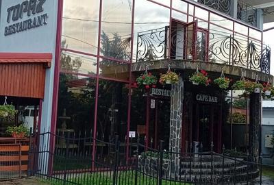 Spațiu comercial, de 1,914 mp, în Central - 8