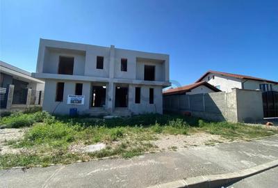 Casă cu 3 camere cu Teren 400 Mp în Nufărul - 5