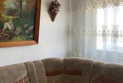 Apartament cu 3 camere semidecomandat în Podu Roș - 8