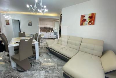 Apartament cu 3 camere decomandat, mobilat în Florești