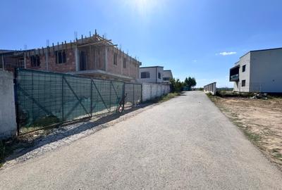 Complex nou 4 case P+1+M.5 cam.Util 175mp.Teren 253mp - 4