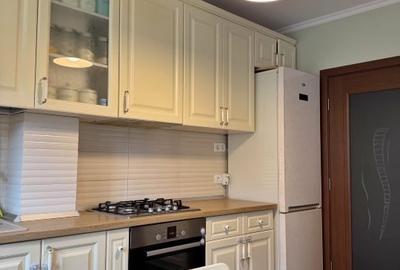 Apartament cu 2 camere decomandat, mobilat în Sânpetru - 4