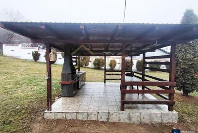 Casă individuală cu 3 camere cu Canalizare în Scorțeni - 11