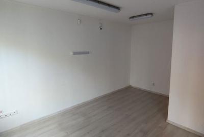 Spațiu comercial, de 48 mp, în Ultracentral - 2