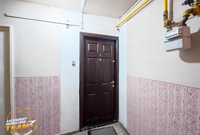 Apartament cu 3 camere decomandat în Lenin - 21