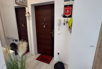 Apartament cu 2 camere, semidecomandat, 33 mp, zona Turnisor
