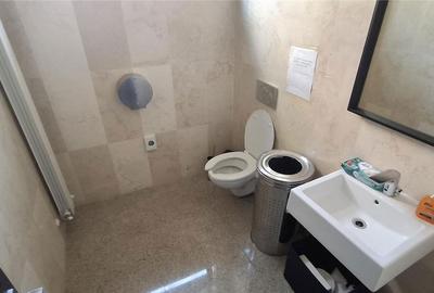 Spațiu comercial, de 270 mp, în Central - 16