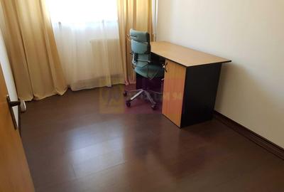 Apartament cu 3 camere semidecomandat în Drumul Taberei - 3
