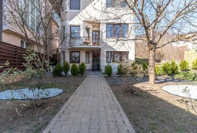 Casă cu 7 camere cu Teren 700 Mp în Grigorescu