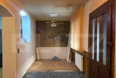 Casă cu 4 camere cu Canalizare în Central - 16