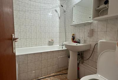 Apartament cu 2 camere decomandat, mobilat în Apărătorii Patriei - 11