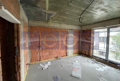 Duplex cu 4 camere cu Canalizare în Străulești - 9