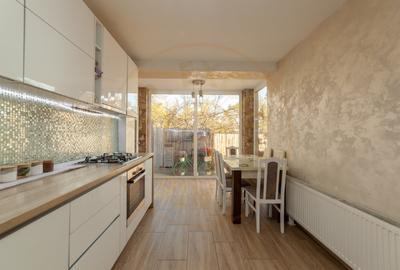 Casa cu priveliste - Stefanesti! - 3