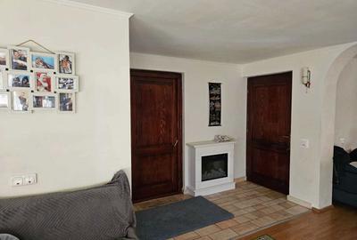 Apartament cu 3 camere decomandat în Central - 4