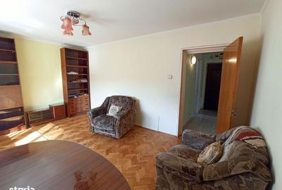 Apartament cu 4 camere decomandat în Dacia - 17