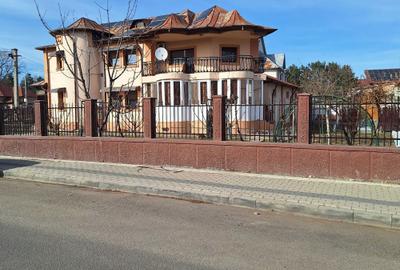 Casă cu 4 camere în Central - 7