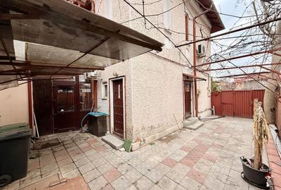 Casă cu 6 camere cu Canalizare în Regie - 15