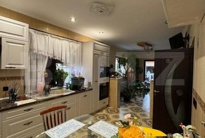 Casa de vanzare cu 6 camere, 480 mp, zona Vetis - 6