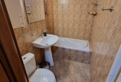 Apartament cu 3 camere decomandat în P-ța Victoriei - 5
