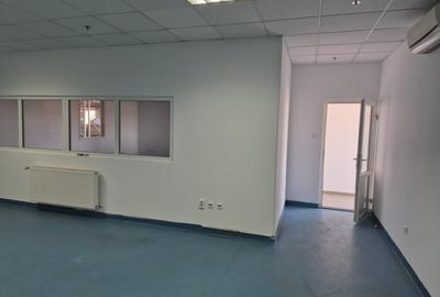 Spatiu industrial avand o hala de 2643 mp si birouri de 240 mp la 5 euro/mp Spatiu industrial avand o hala de 2643 mp si birouri de 240 mp la 5 euro/mp - 9