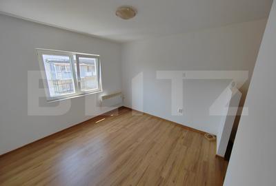 Garsoniera de vanzare, 16 mp, zona Micro 16 - 1