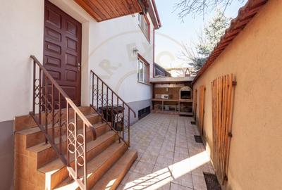 Casă individuală cu 10 camere cu Canalizare în Exercițiu - 3