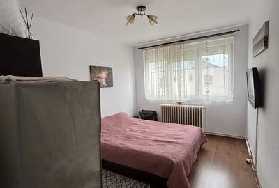 Proprietar: Apartament 2 camere de inchiriat Sibiu, Str. O?tiri, Bloc 10 - 2