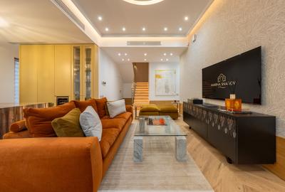 	Mută-te la Snagov! Vilă elegantă, curte  și ponton privat - 11