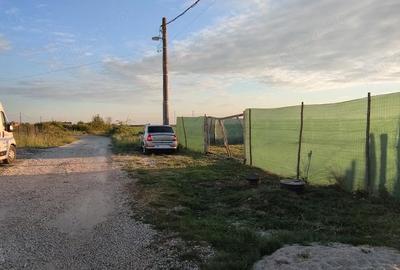 Teren de 560 mp, în Gepiu - 7