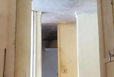 Apartament cu 3 camere decomandat în Central - 2